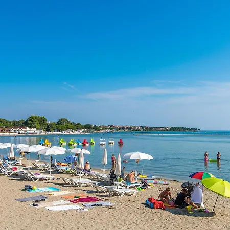 Two-bedroom In Holiday home