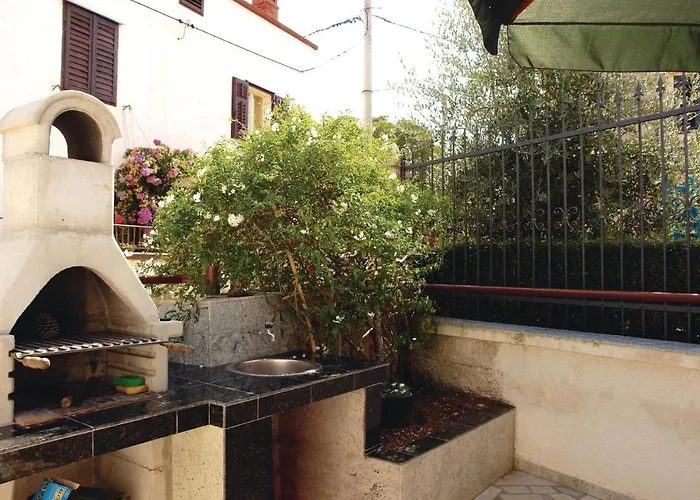 Two-bedroom In Holiday home *