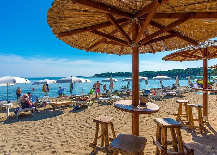 Vikendica Two-bedroom In *